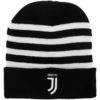 Čepice Juventus s logem klubu černo-bílá
