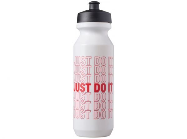 Láhev NIKE Big Mouth o objemu 650 ml