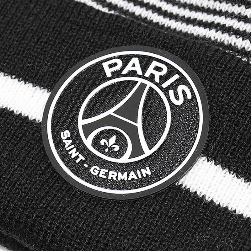 Zimní čepice PSG s bambulí černá - Image 2